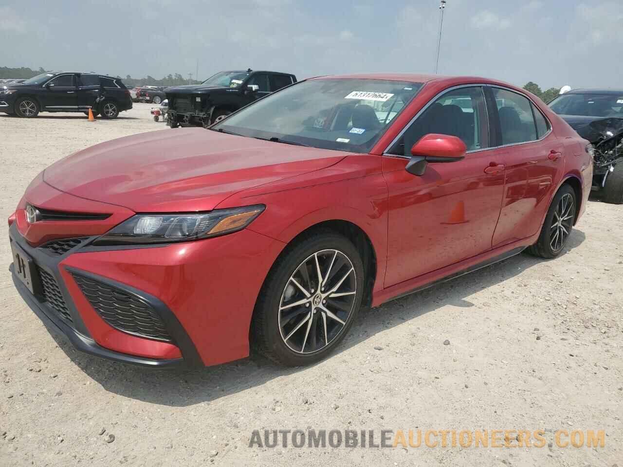 4T1G11AKXMU427116 TOYOTA CAMRY 2021