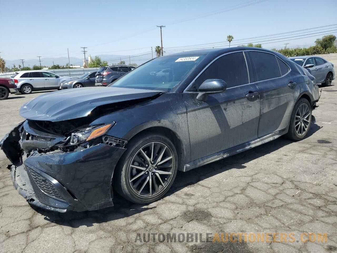 4T1G11AKXMU428587 TOYOTA CAMRY 2021