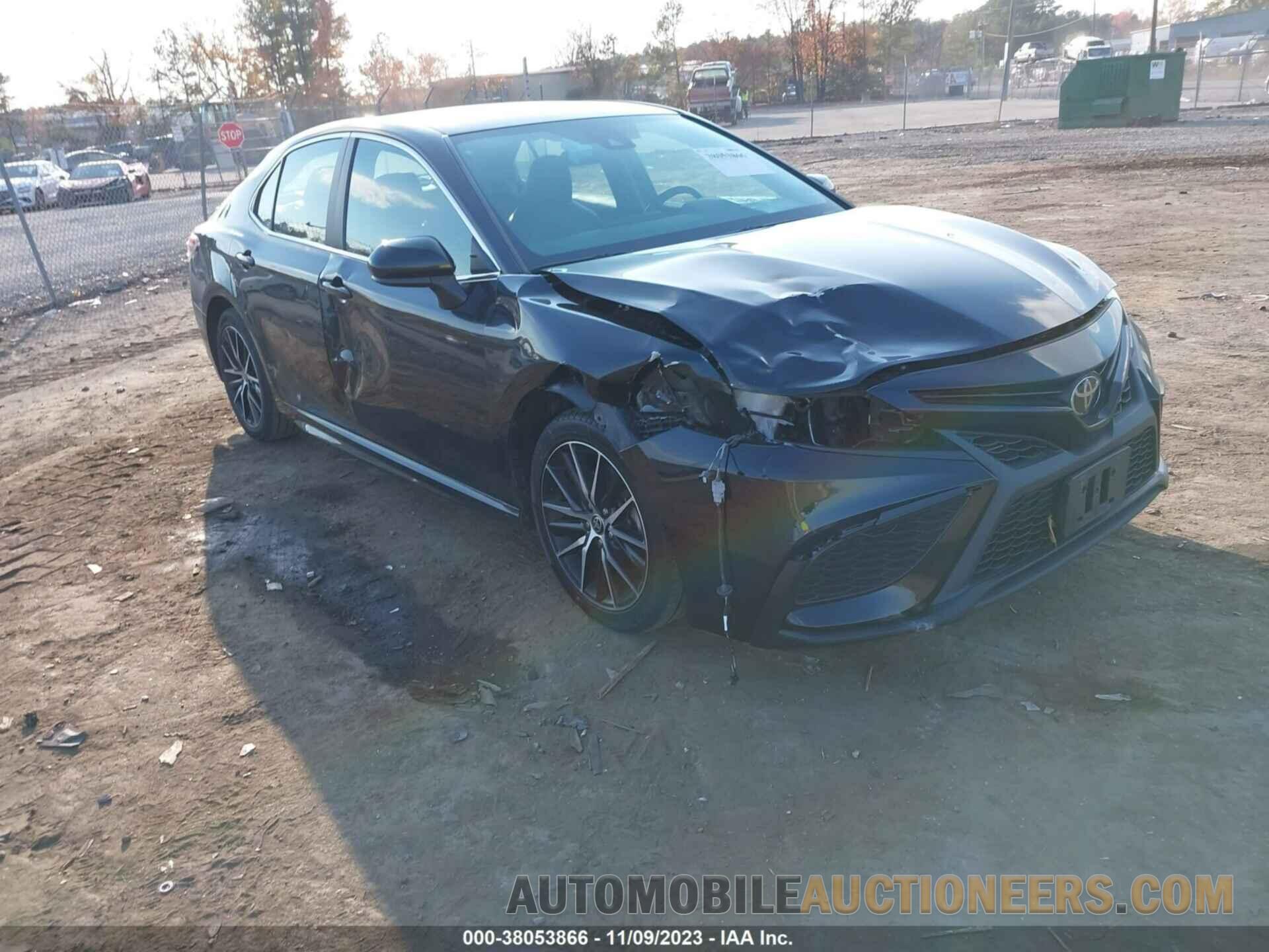 4T1G11AKXMU435202 TOYOTA CAMRY 2021