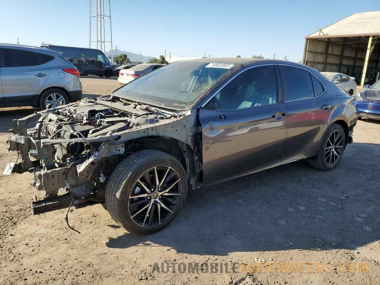 4T1G11AKXMU461704 TOYOTA CAMRY 2021