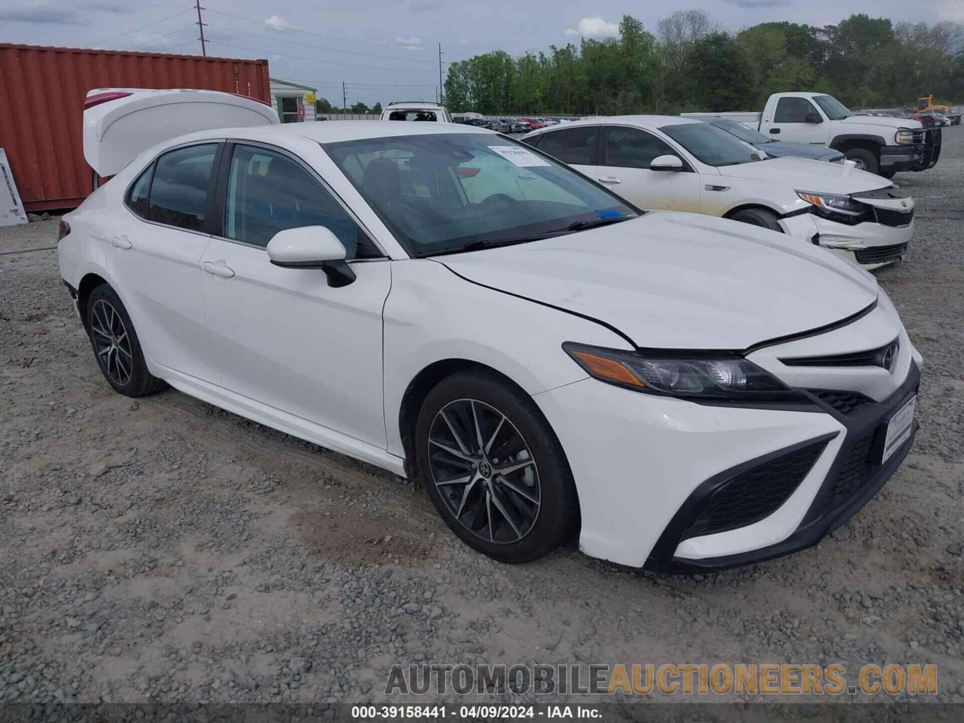 4T1G11AKXMU466420 TOYOTA CAMRY 2021