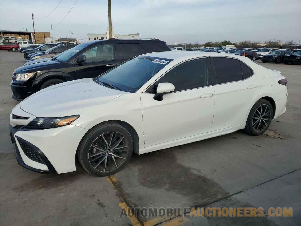 4T1G11AKXMU466918 TOYOTA CAMRY 2021