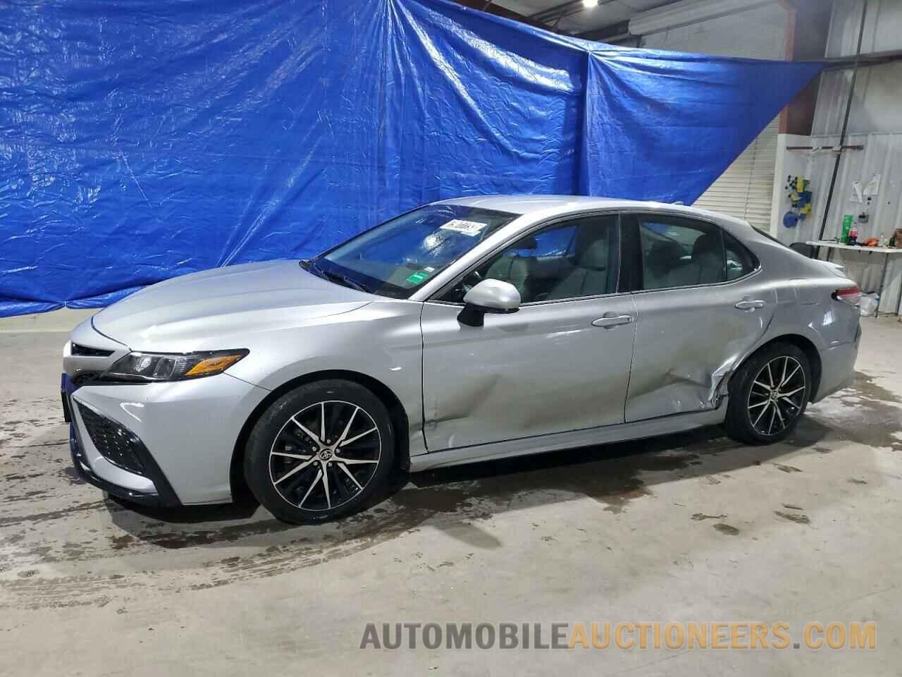 4T1G11AKXMU468040 TOYOTA CAMRY 2021