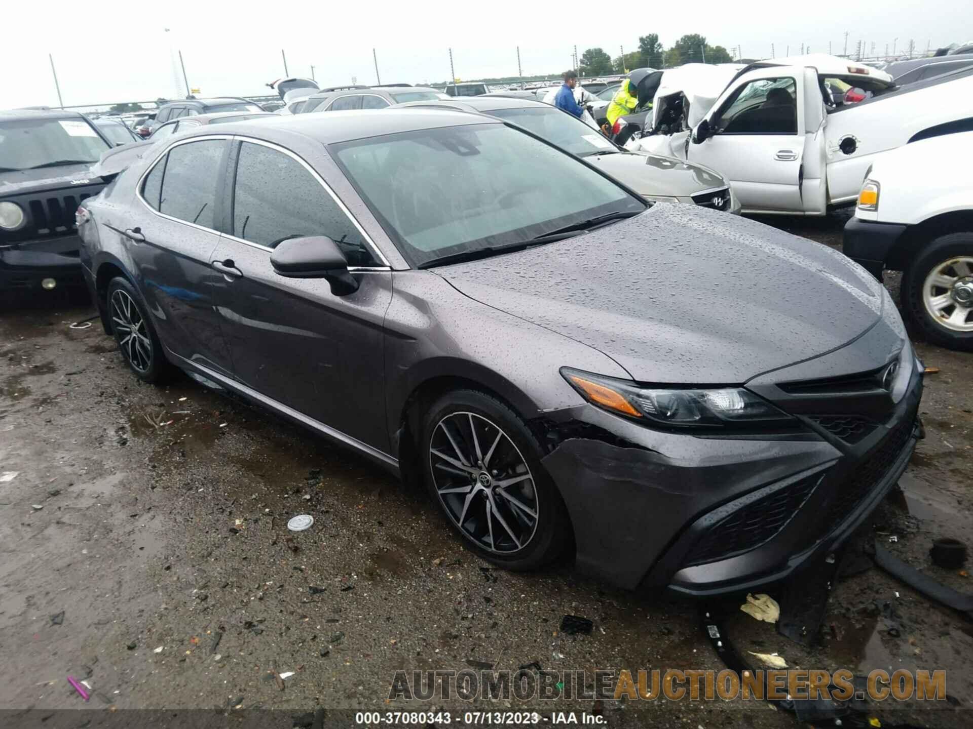 4T1G11AKXMU482410 TOYOTA CAMRY 2021