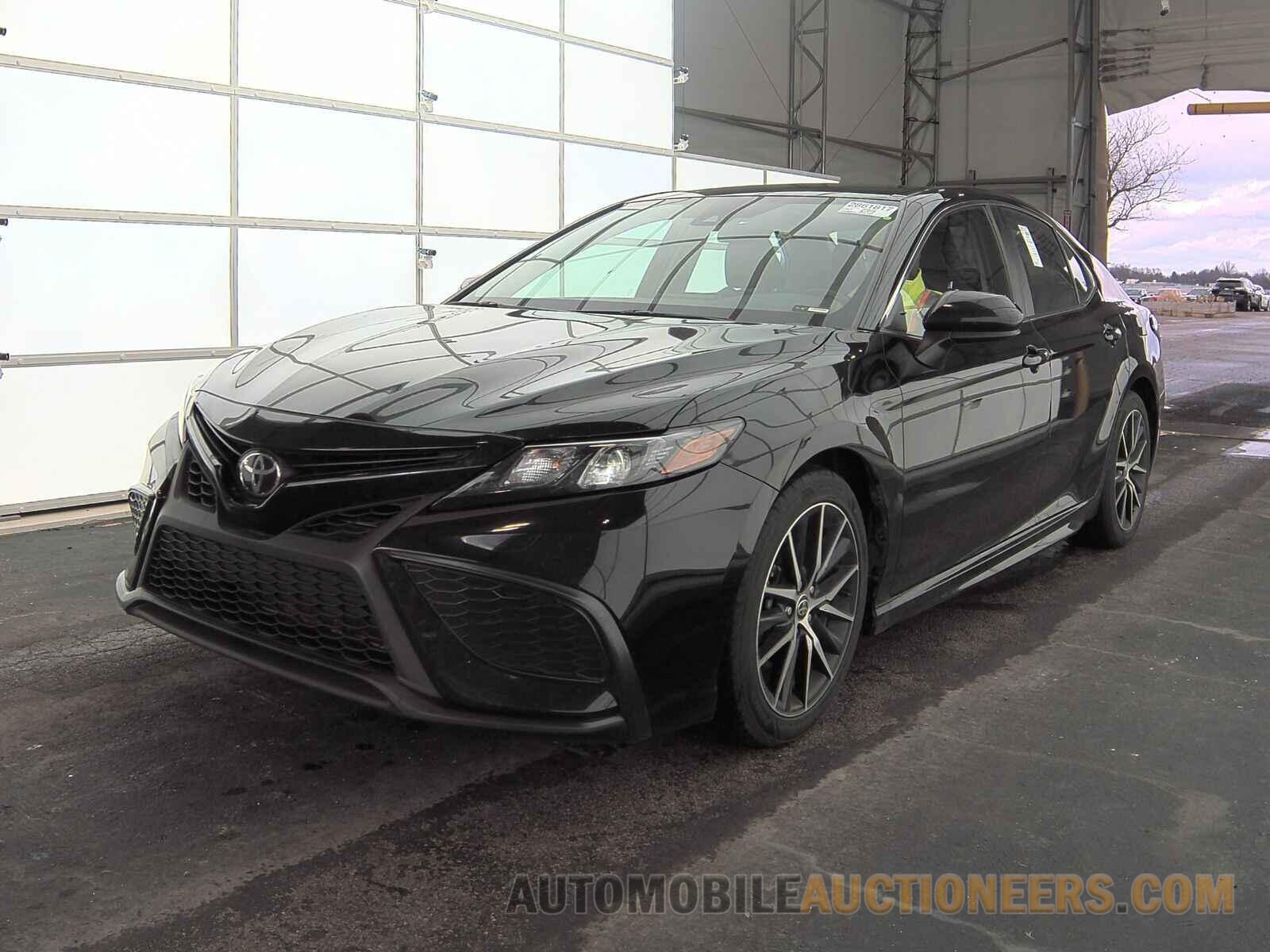 4T1G11AKXMU489549 Toyota Camry 2021