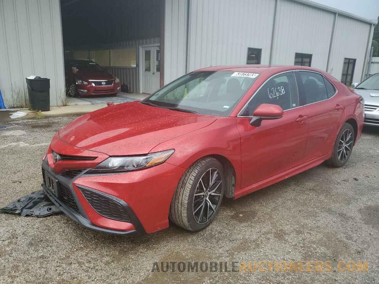 4T1G11AKXMU490071 TOYOTA CAMRY 2021