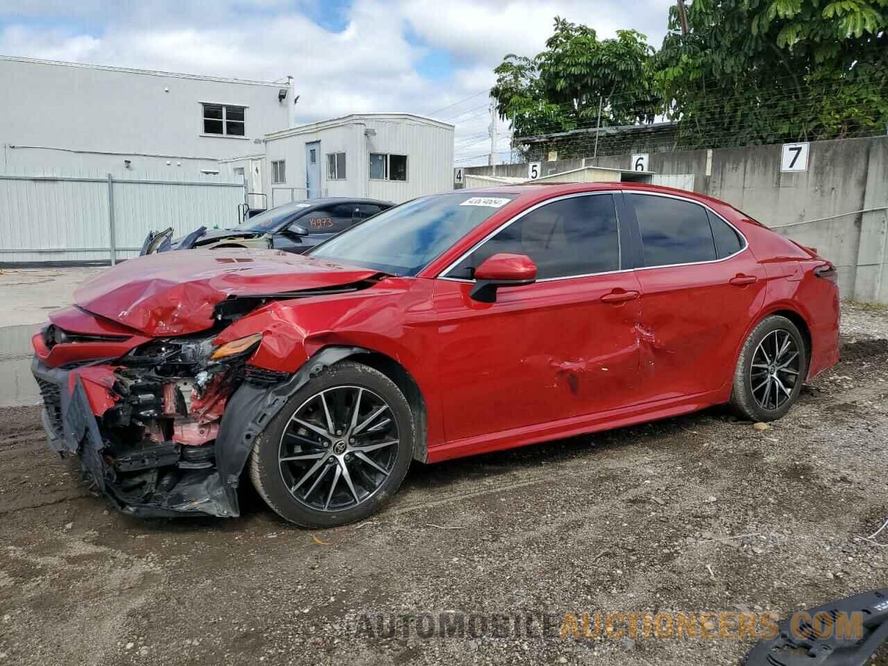 4T1G11AKXMU496615 TOYOTA CAMRY 2021