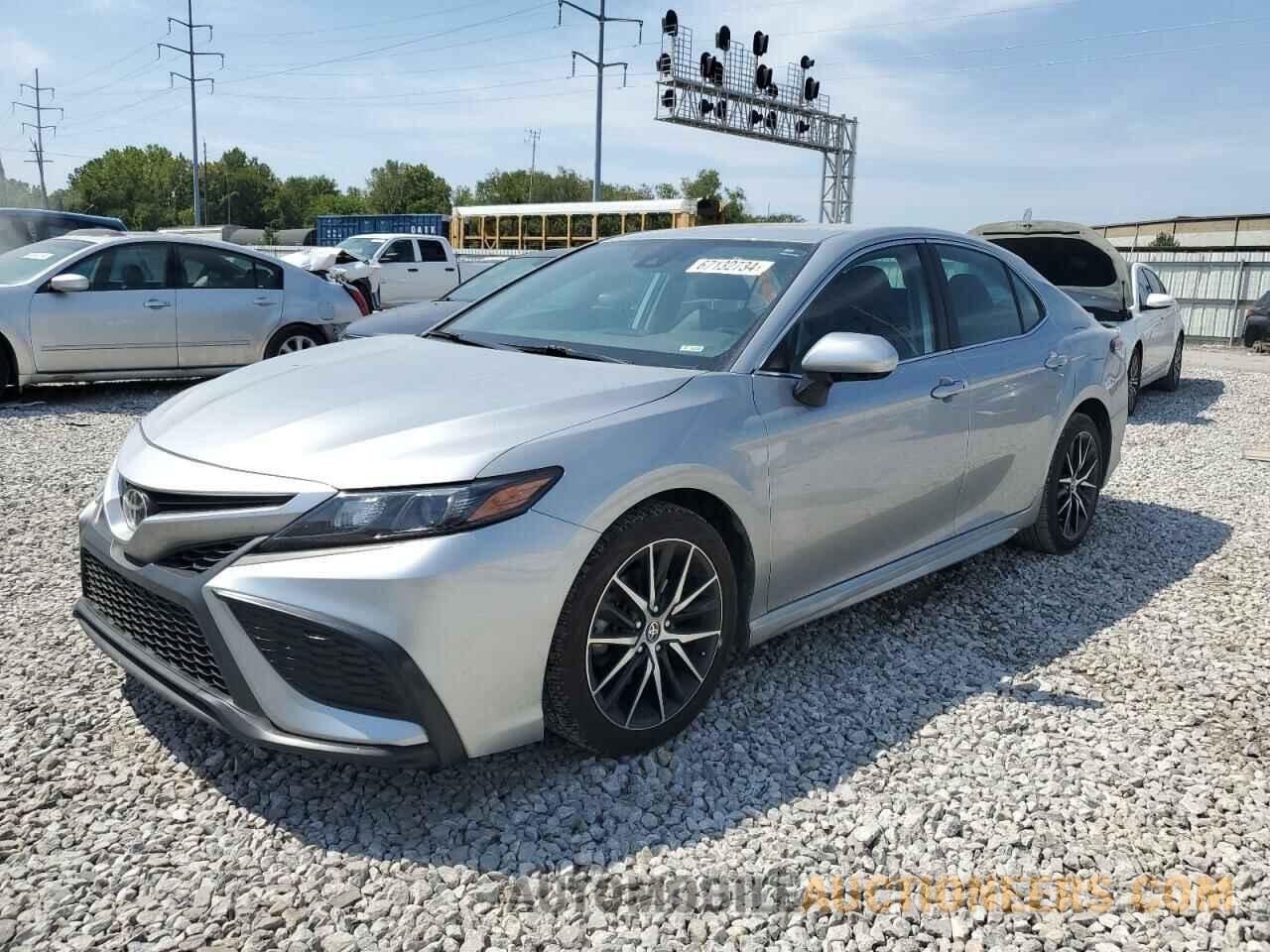 4T1G11AKXMU524879 TOYOTA CAMRY 2021