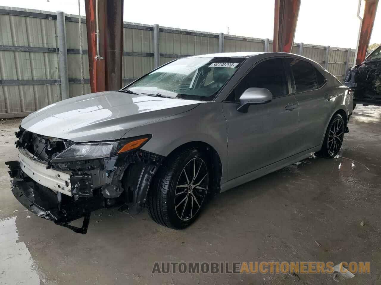 4T1G11AKXMU525496 TOYOTA CAMRY 2021