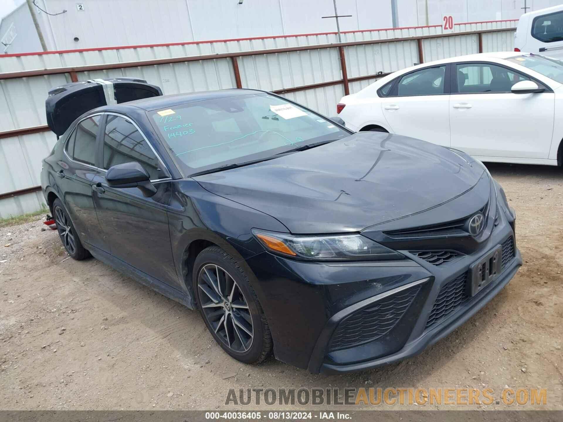 4T1G11AKXMU527975 TOYOTA CAMRY 2021