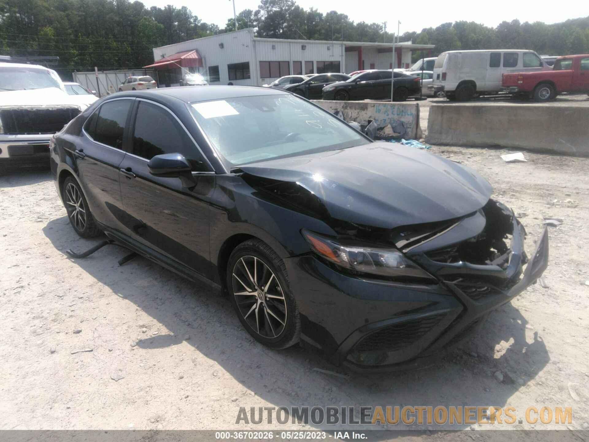 4T1G11AKXMU529113 TOYOTA CAMRY 2021