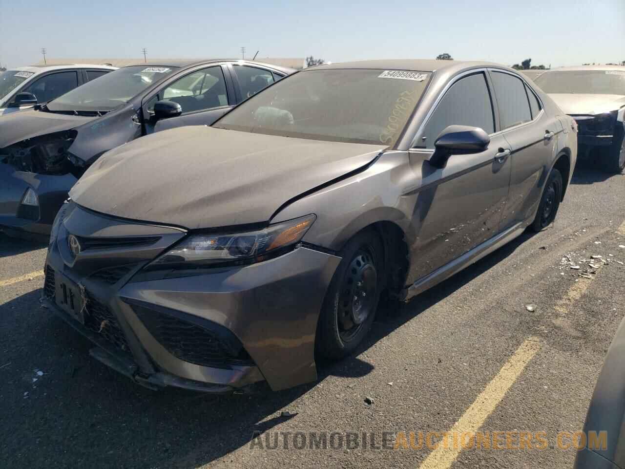 4T1G11AKXMU531072 TOYOTA CAMRY 2021