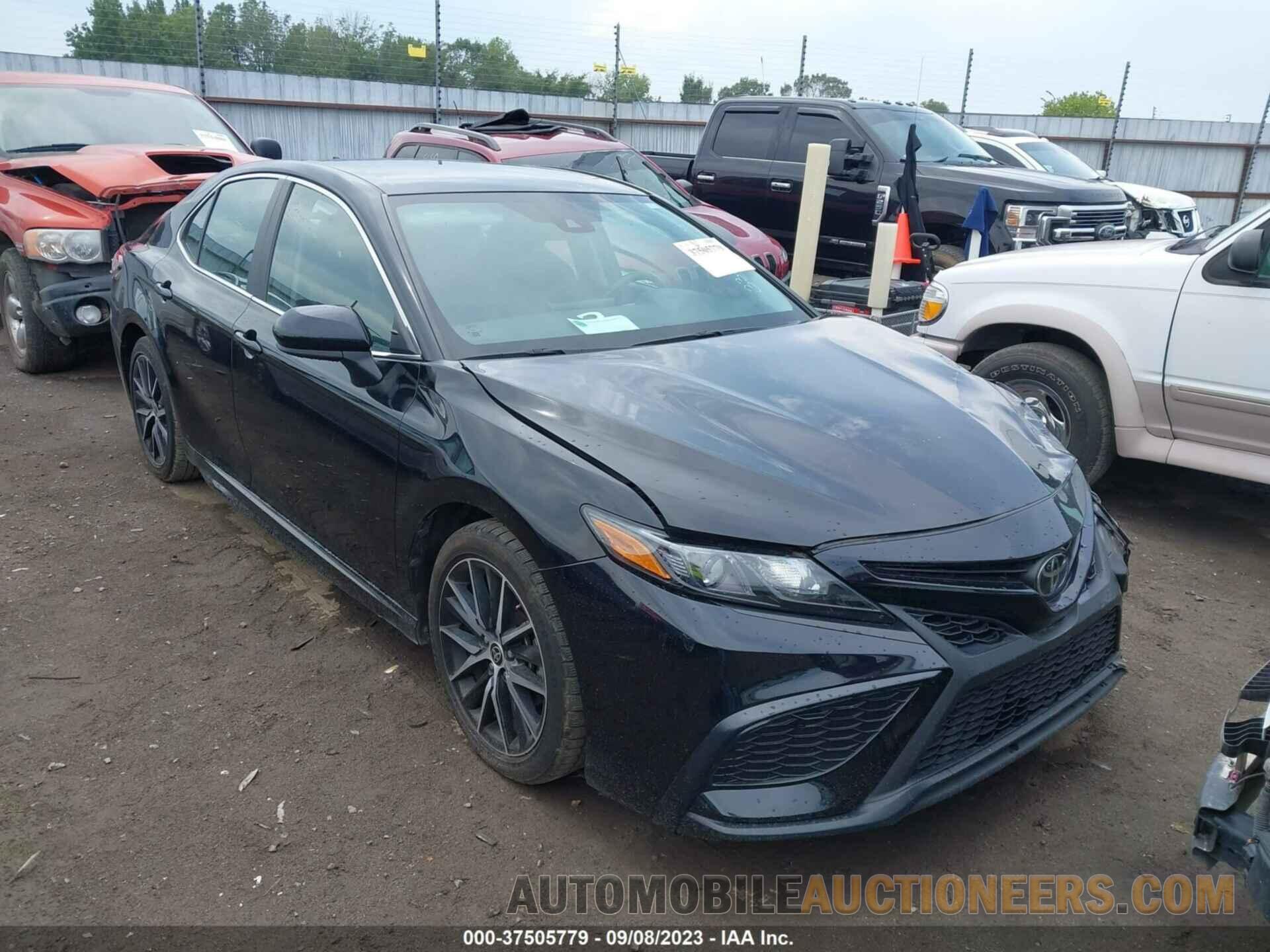 4T1G11AKXMU535929 TOYOTA CAMRY 2021