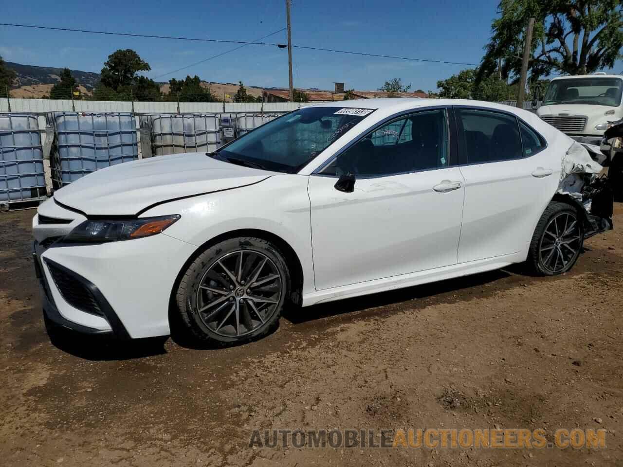 4T1G11AKXMU545022 TOYOTA CAMRY 2021