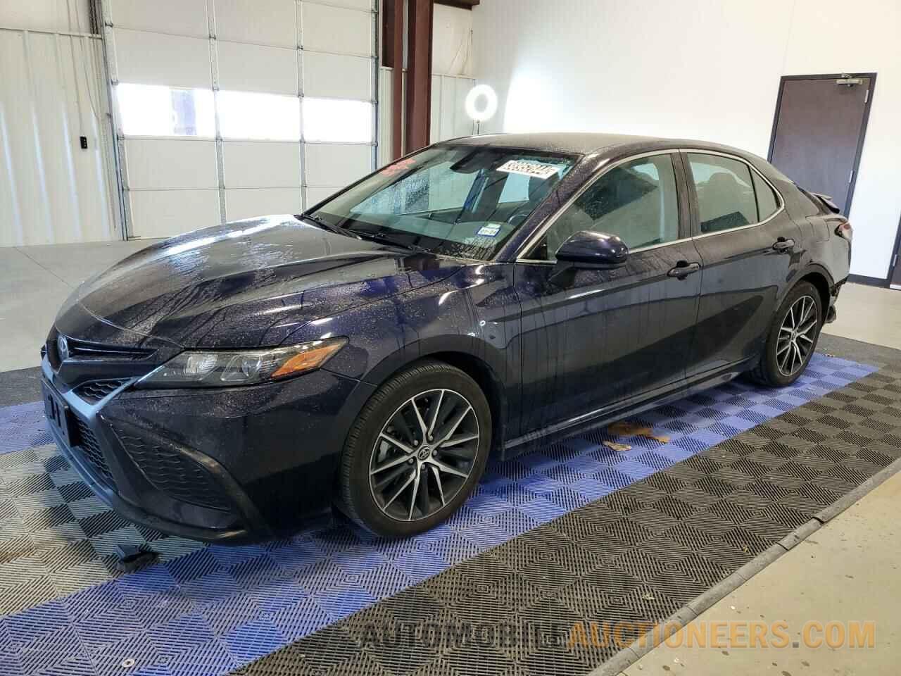 4T1G11AKXMU553928 TOYOTA CAMRY 2021