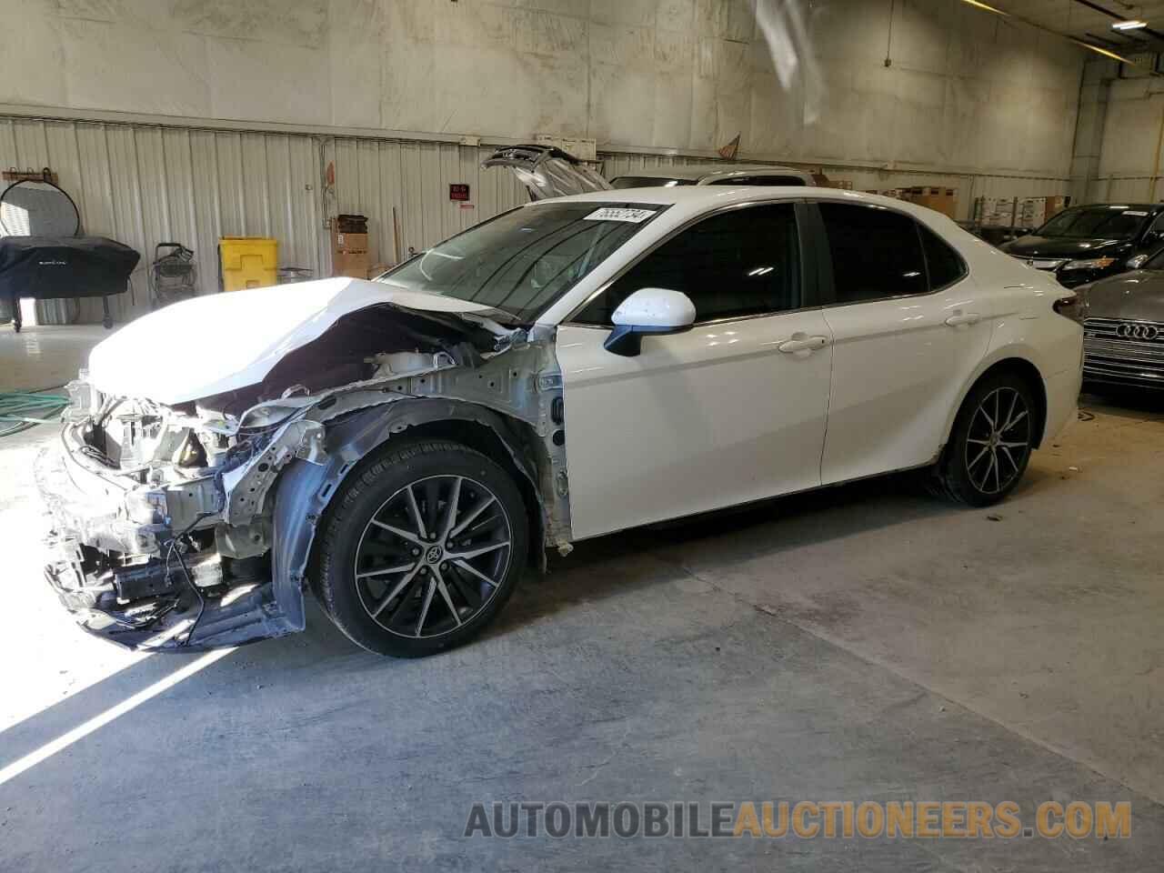 4T1G11AKXMU562029 TOYOTA CAMRY 2021