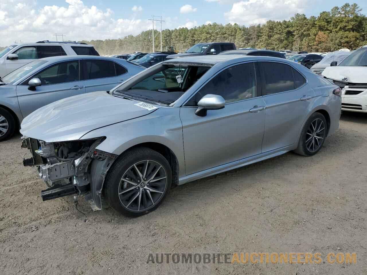 4T1G11AKXMU572737 TOYOTA CAMRY 2021