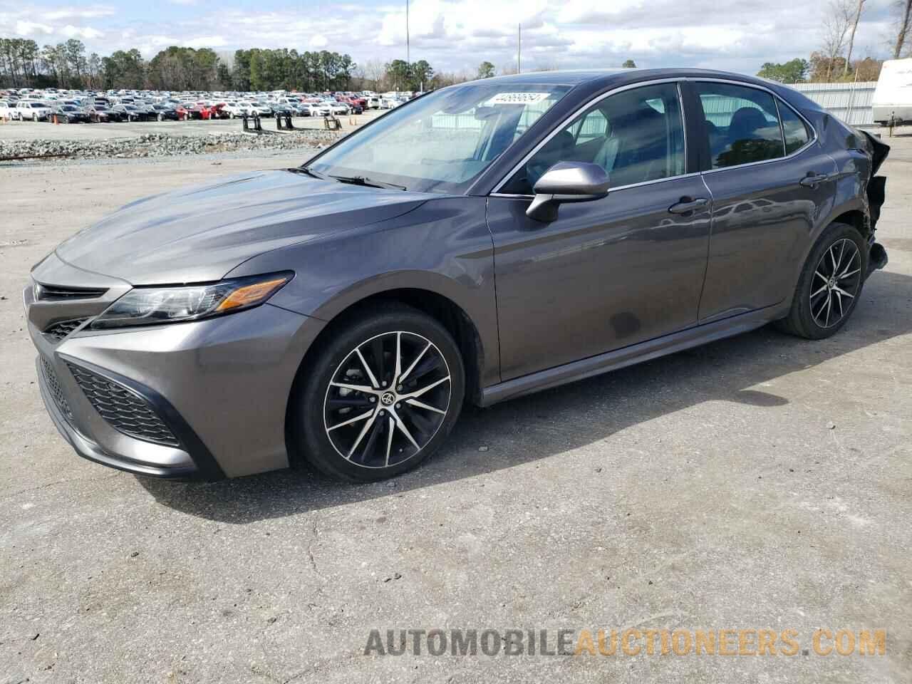 4T1G11AKXMU577498 TOYOTA CAMRY 2021