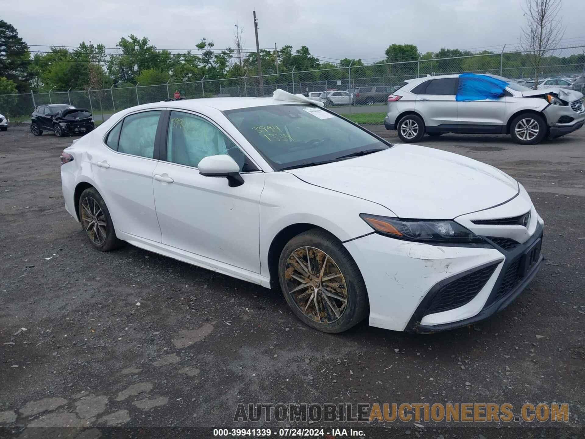 4T1G11AKXMU577887 TOYOTA CAMRY 2021