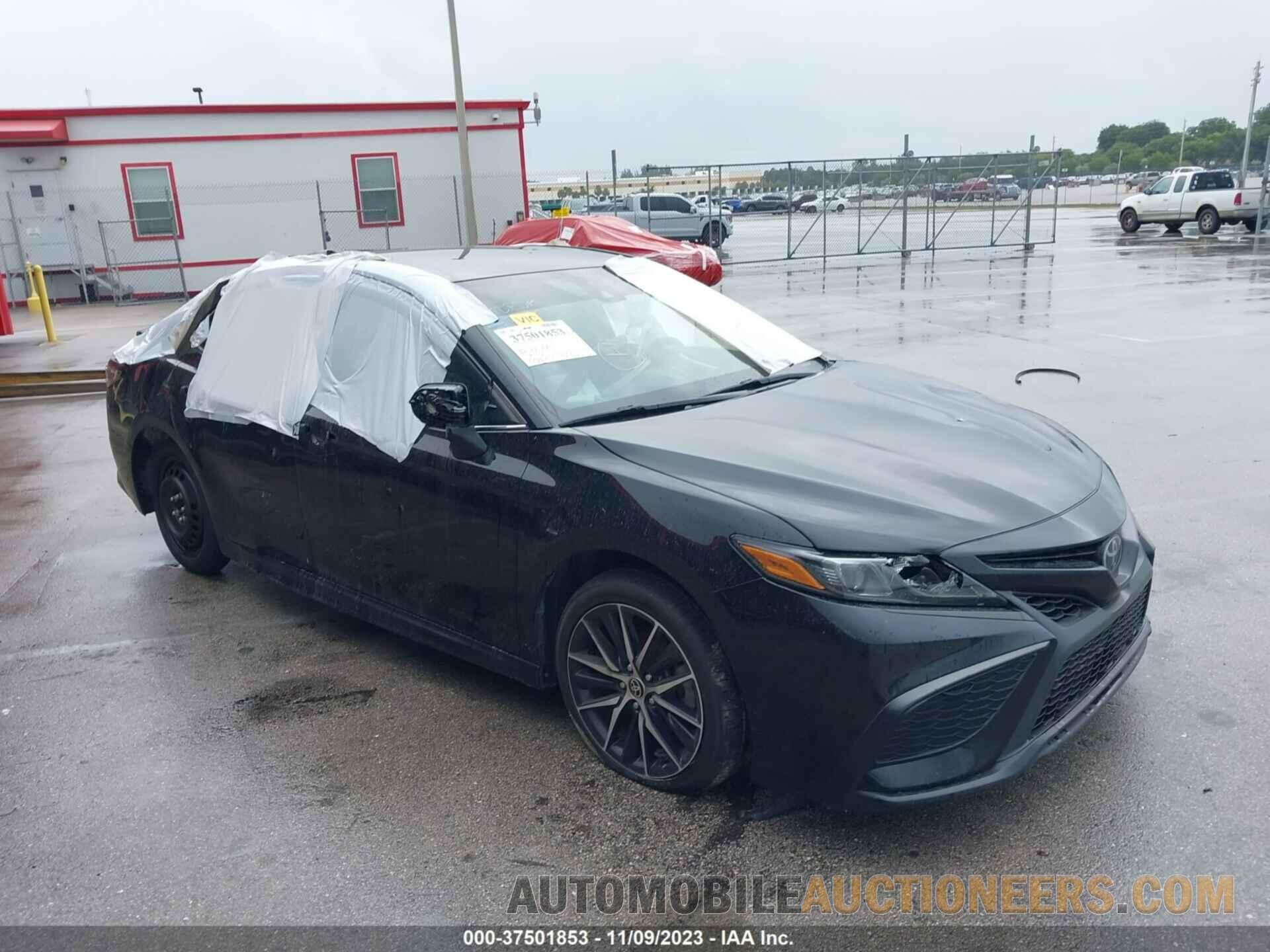 4T1G11AKXMU581213 TOYOTA CAMRY 2021