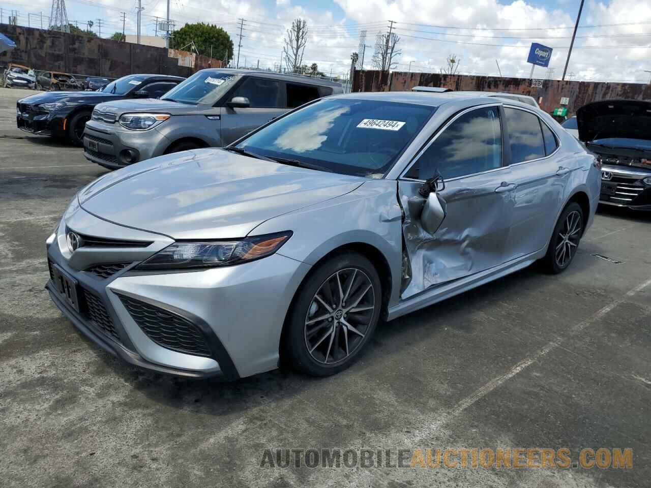 4T1G11AKXMU583589 TOYOTA CAMRY 2021