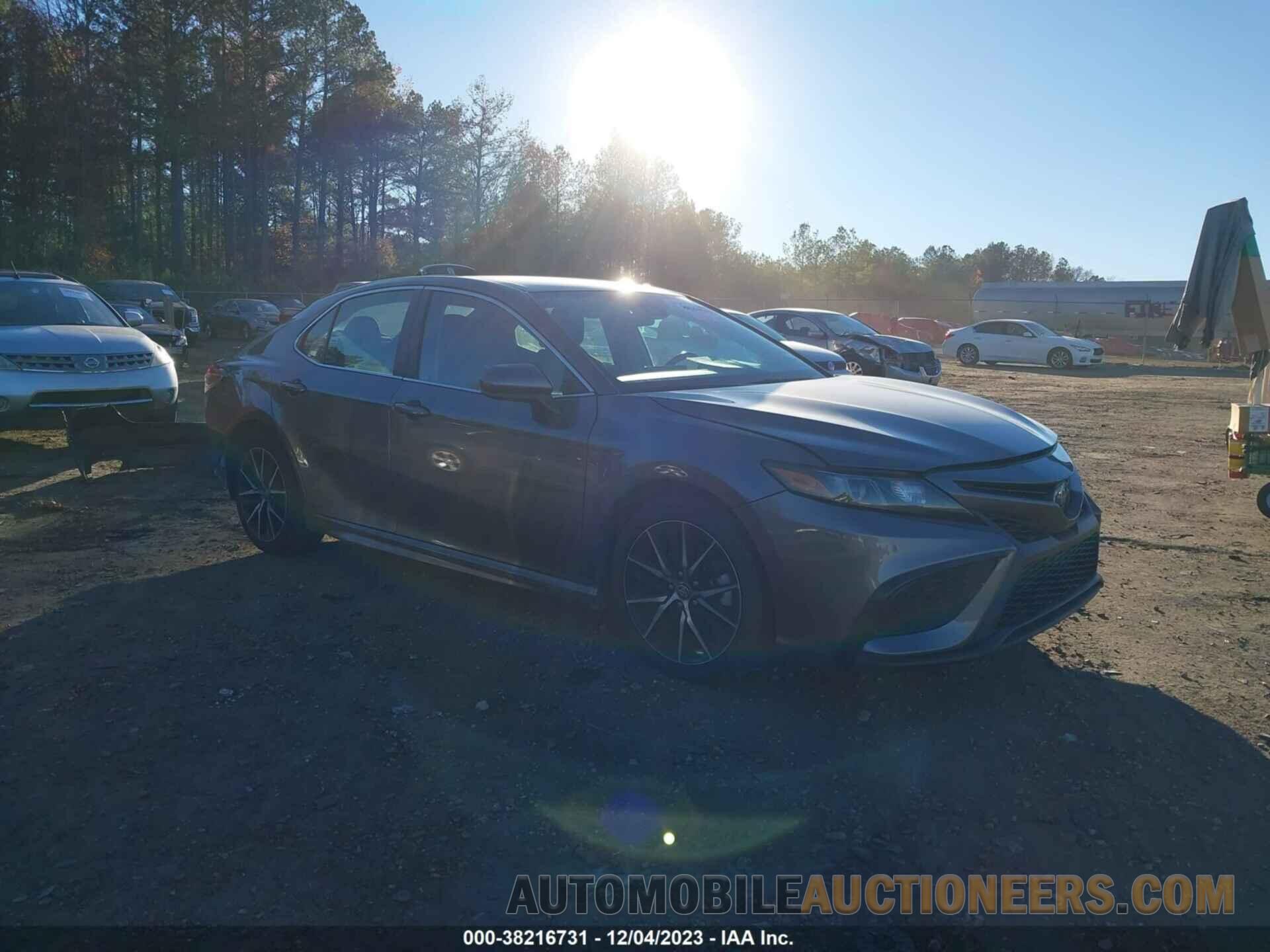 4T1G11AKXMU591014 TOYOTA CAMRY 2021