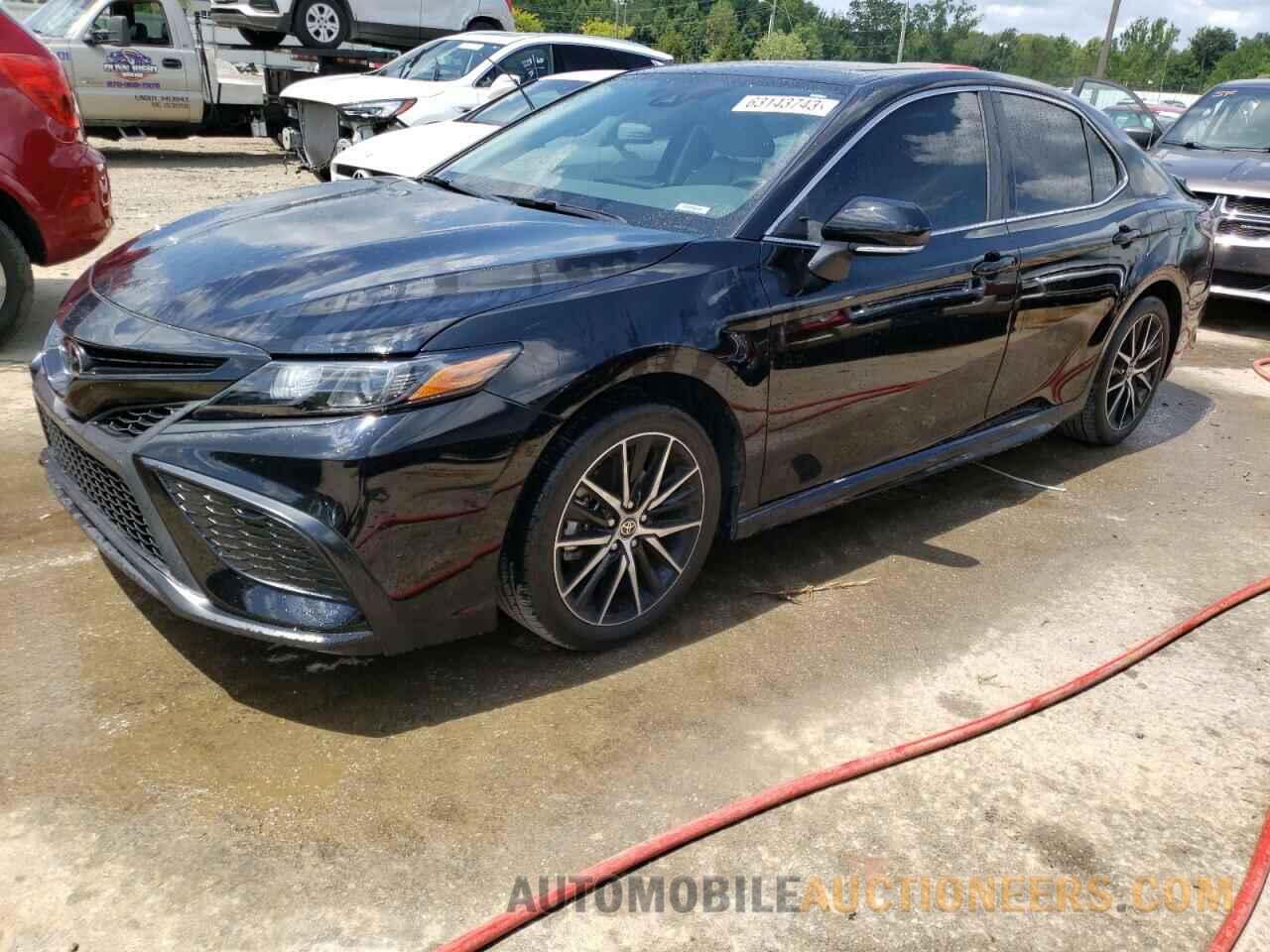 4T1G11AKXMU594916 TOYOTA CAMRY 2021