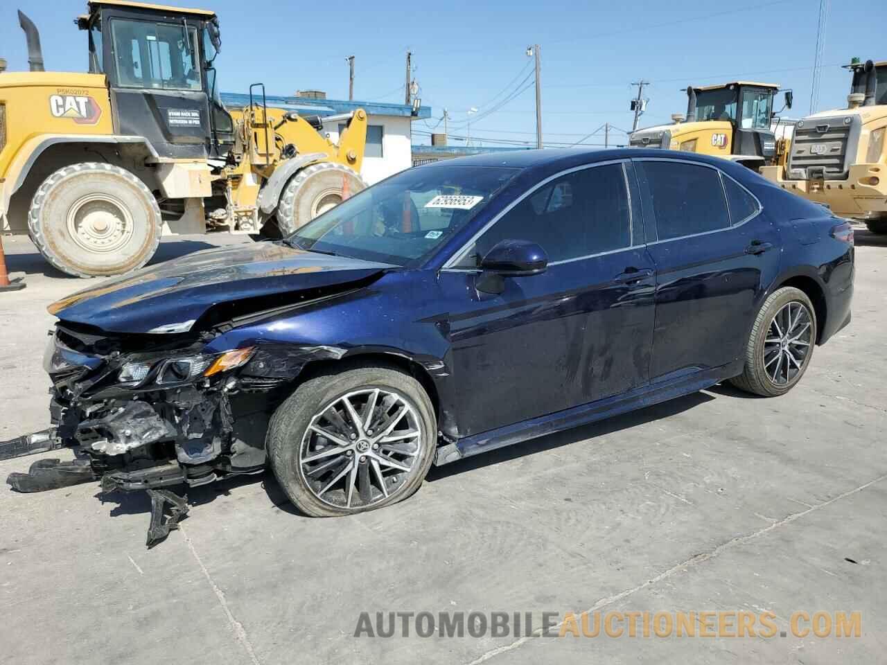 4T1G11AKXMU603744 TOYOTA CAMRY 2021