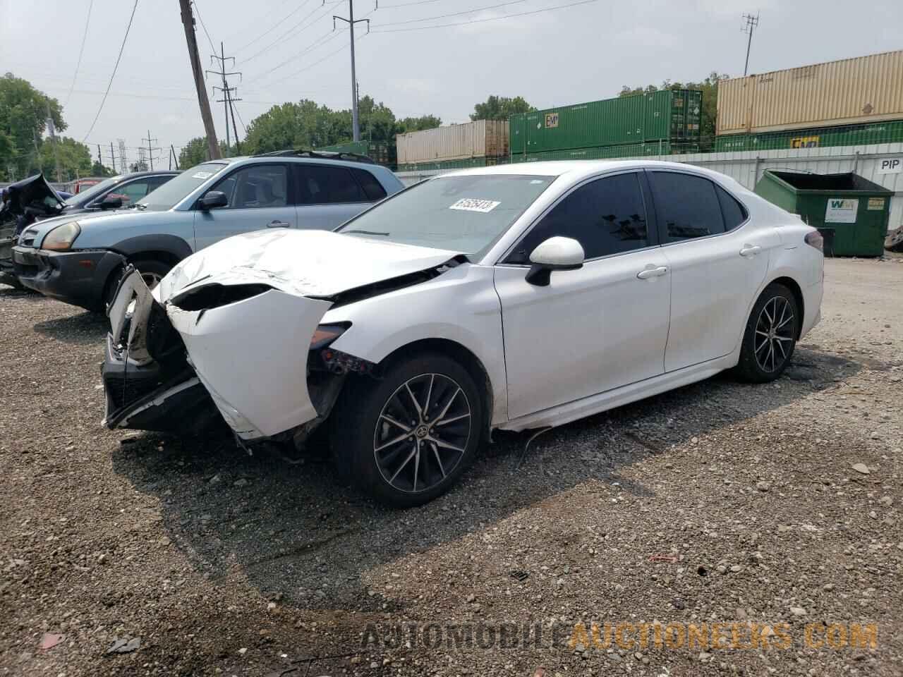 4T1G11AKXMU605588 TOYOTA CAMRY 2021