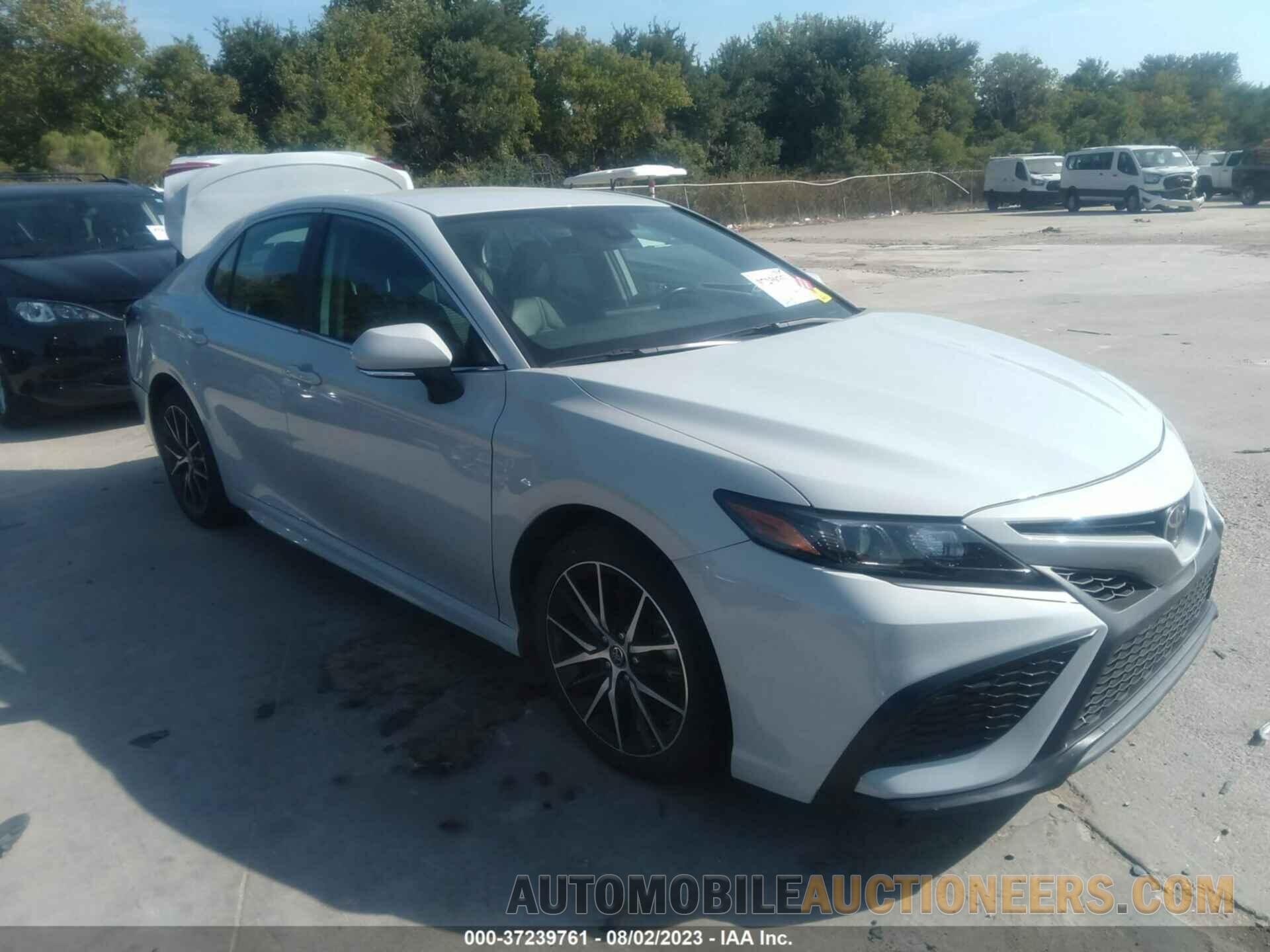 4T1G11AKXNU010788 TOYOTA CAMRY 2022