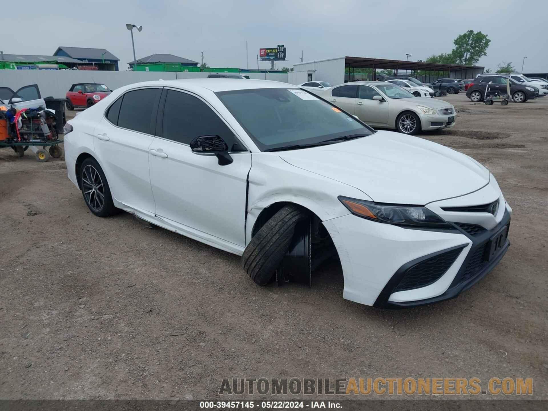 4T1G11AKXNU019667 TOYOTA CAMRY 2022