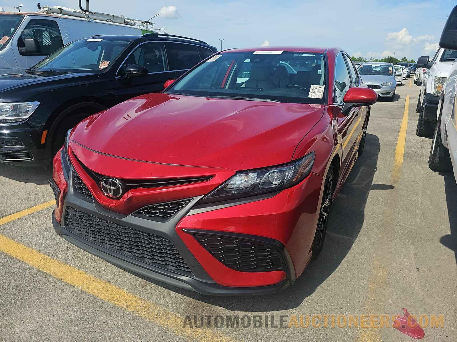 4T1G11AKXNU033794 Toyota Camry 2022