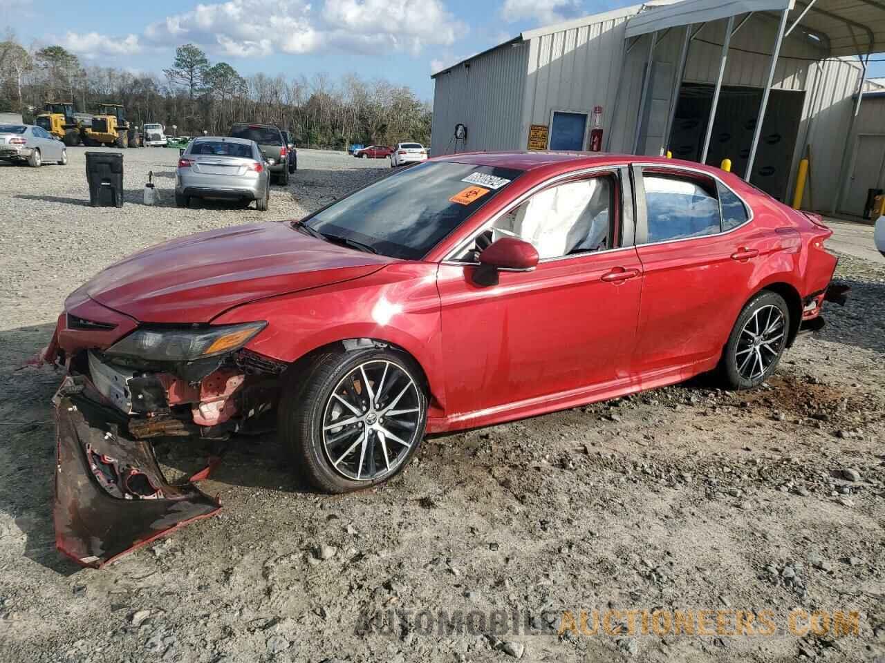 4T1G11AKXNU036842 TOYOTA CAMRY 2022