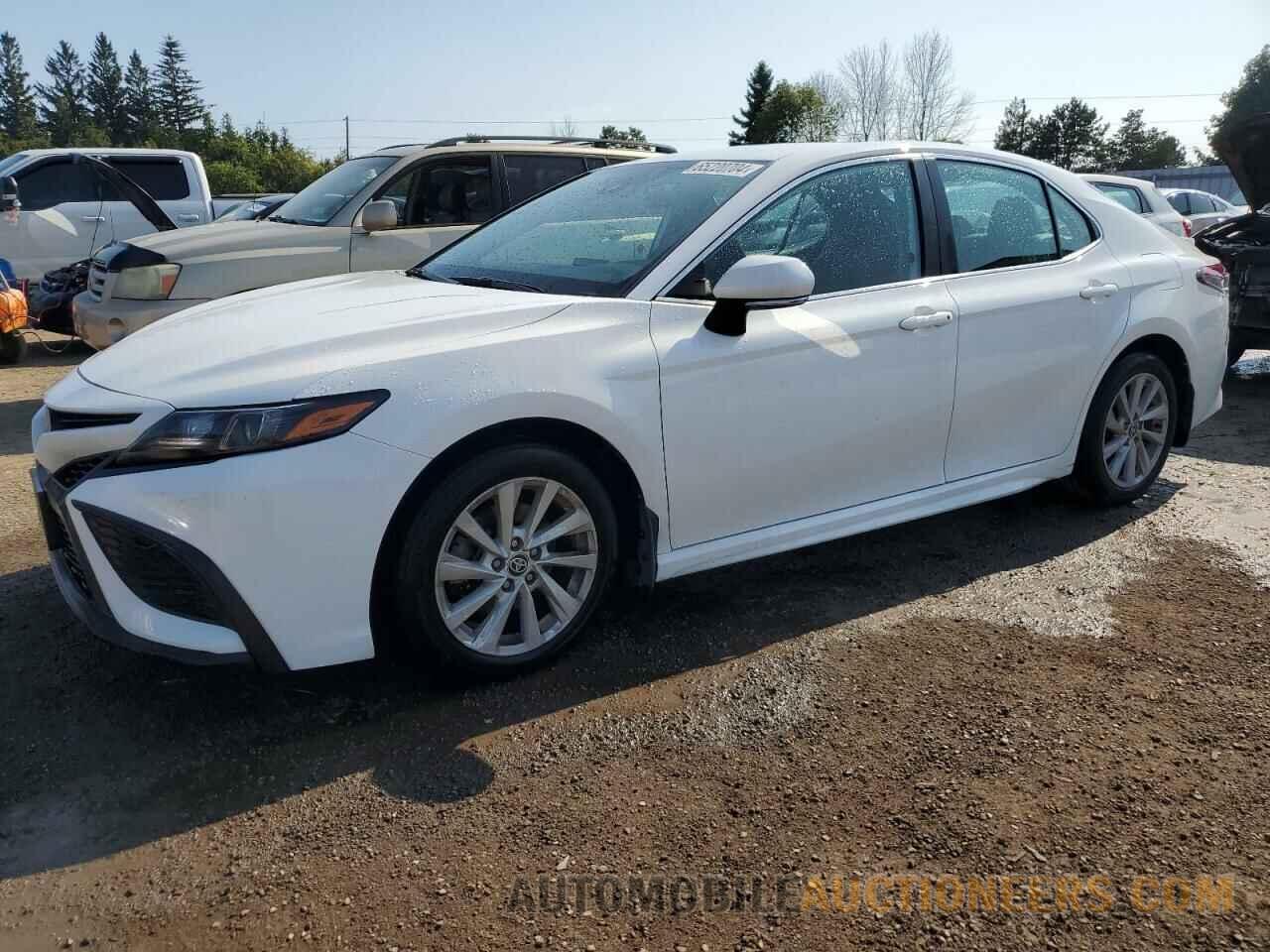 4T1G11AKXNU051020 TOYOTA CAMRY 2022