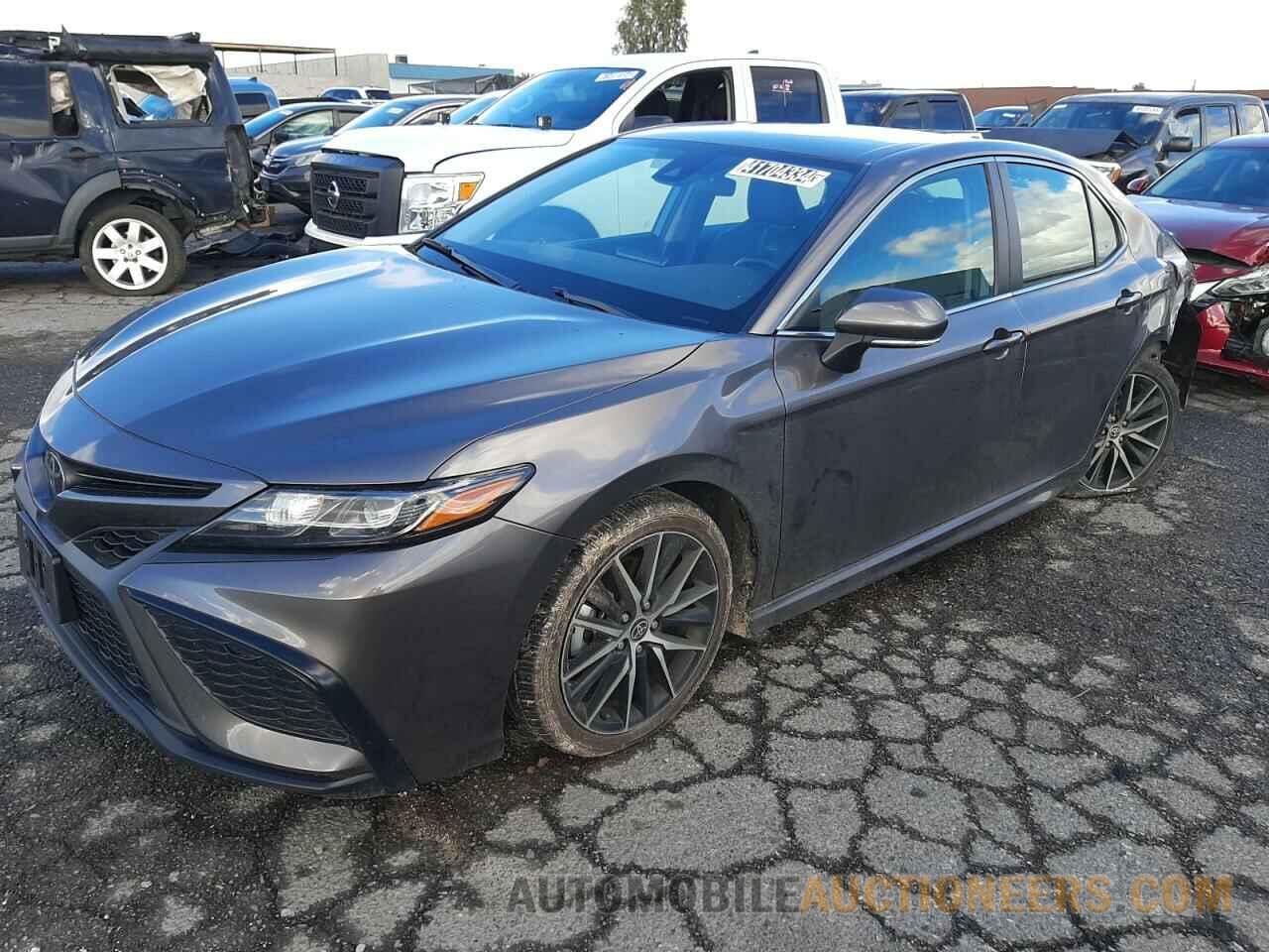 4T1G11AKXNU053219 TOYOTA CAMRY 2022