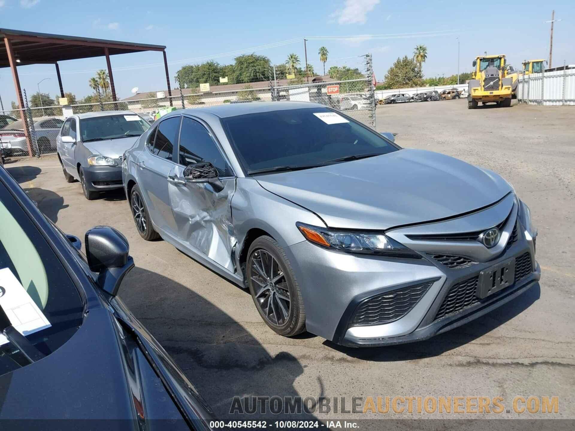 4T1G11AKXNU054175 TOYOTA CAMRY 2022