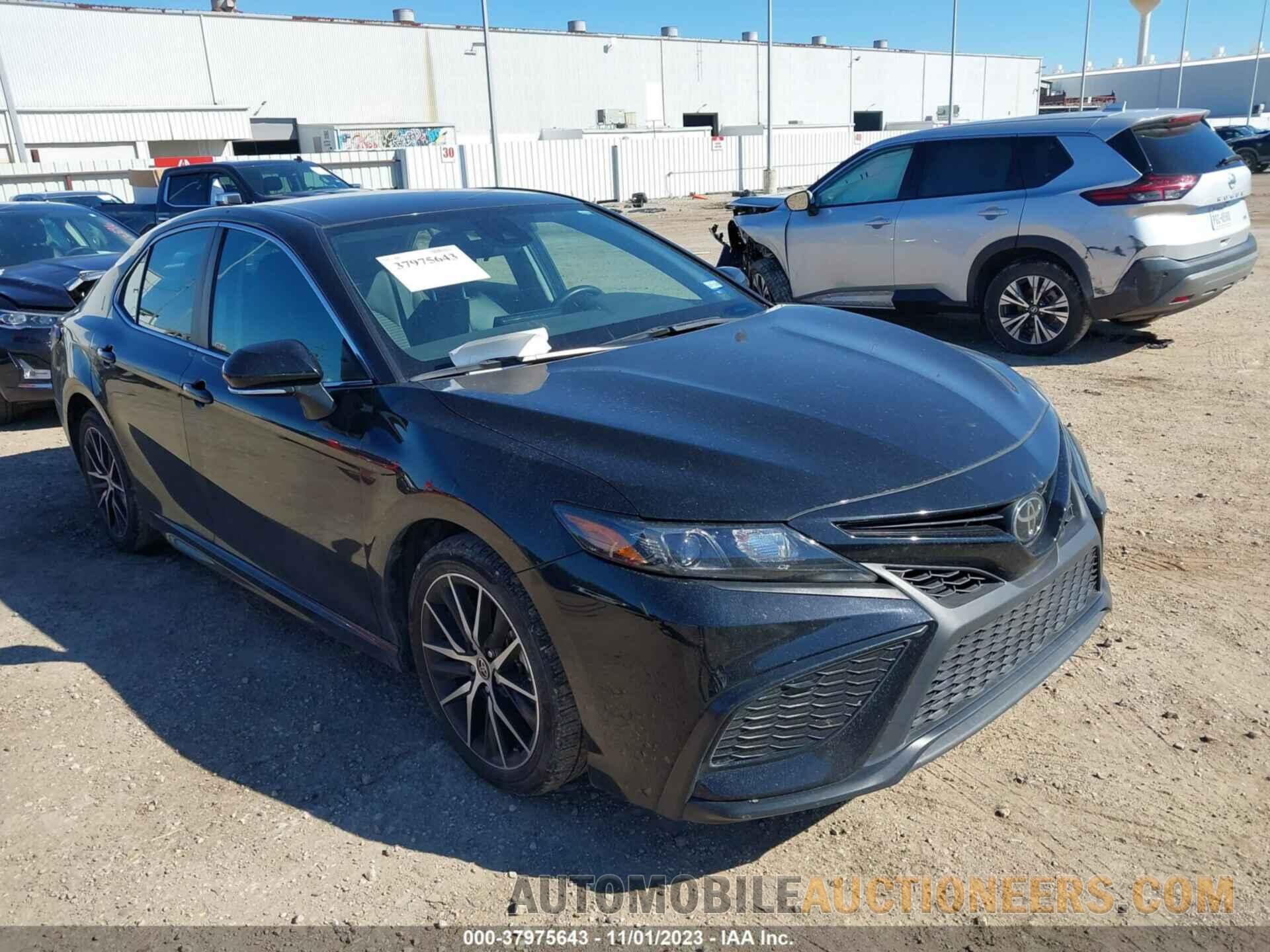 4T1G11AKXNU075155 TOYOTA CAMRY 2022