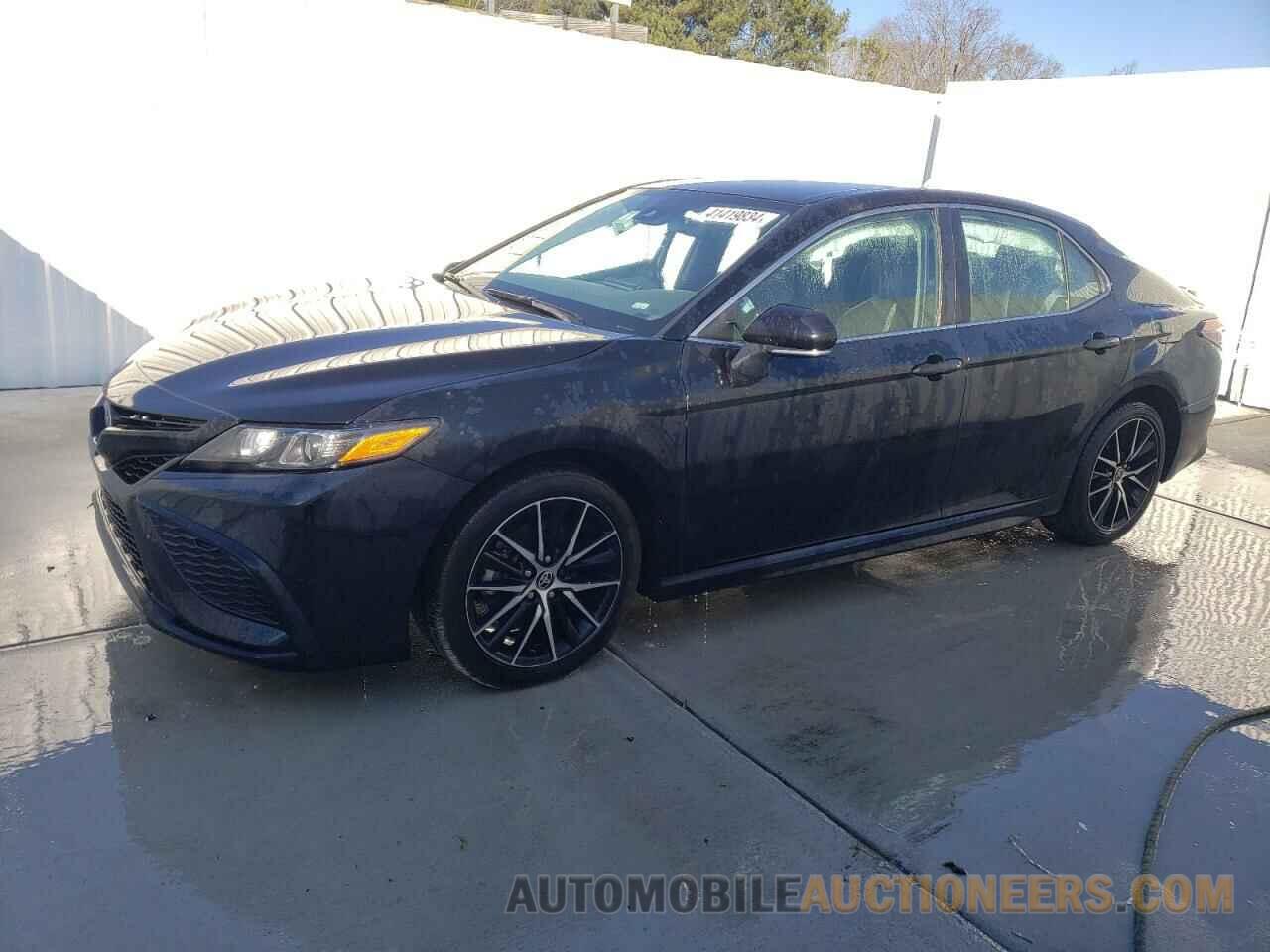 4T1G11AKXNU622019 TOYOTA CAMRY 2022