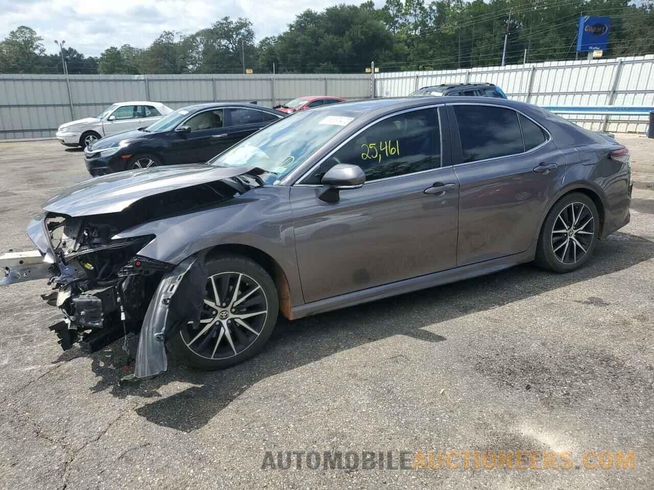 4T1G11AKXNU622957 TOYOTA CAMRY 2022