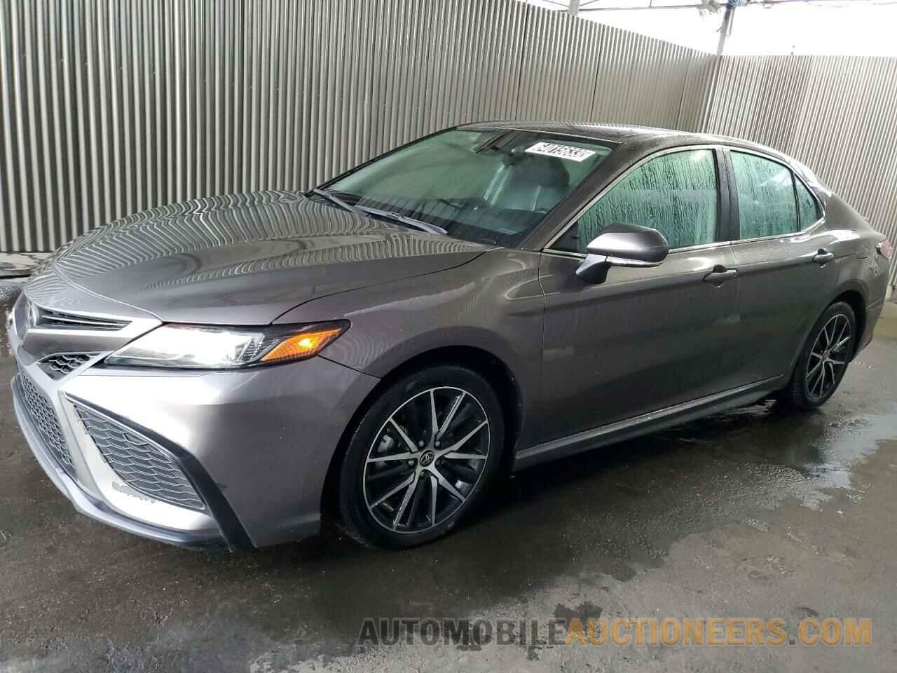 4T1G11AKXNU663637 TOYOTA CAMRY 2022