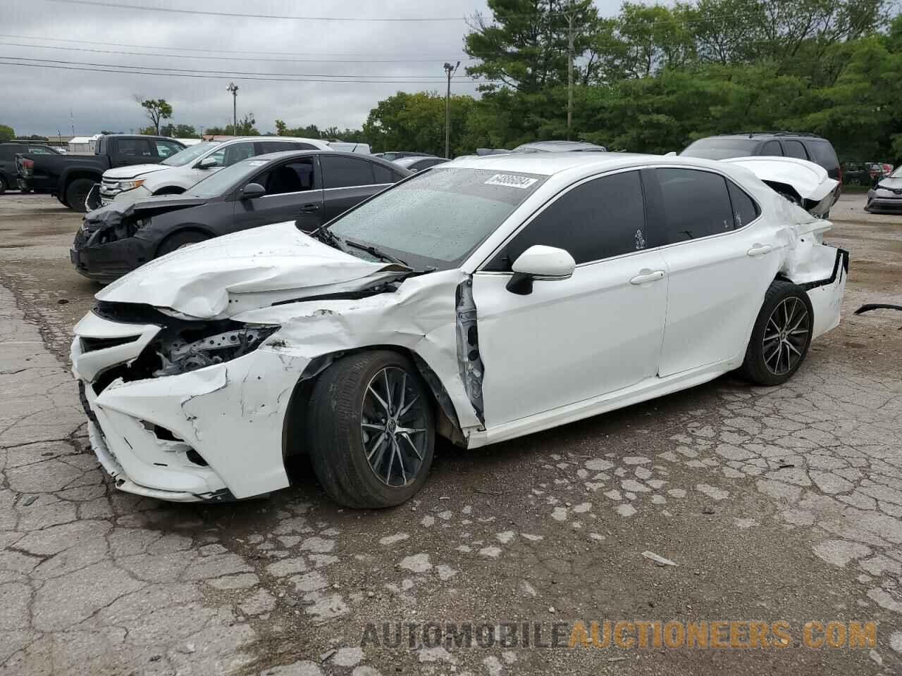 4T1G11AKXNU681846 TOYOTA CAMRY 2022