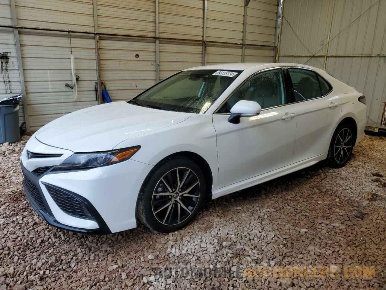 4T1G11AKXNU691258 TOYOTA CAMRY 2022