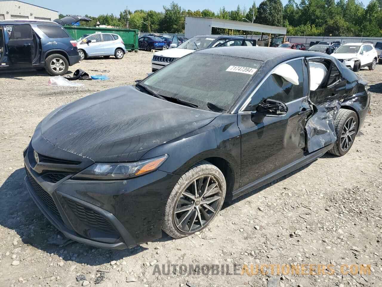 4T1G11AKXNU692099 TOYOTA CAMRY 2022