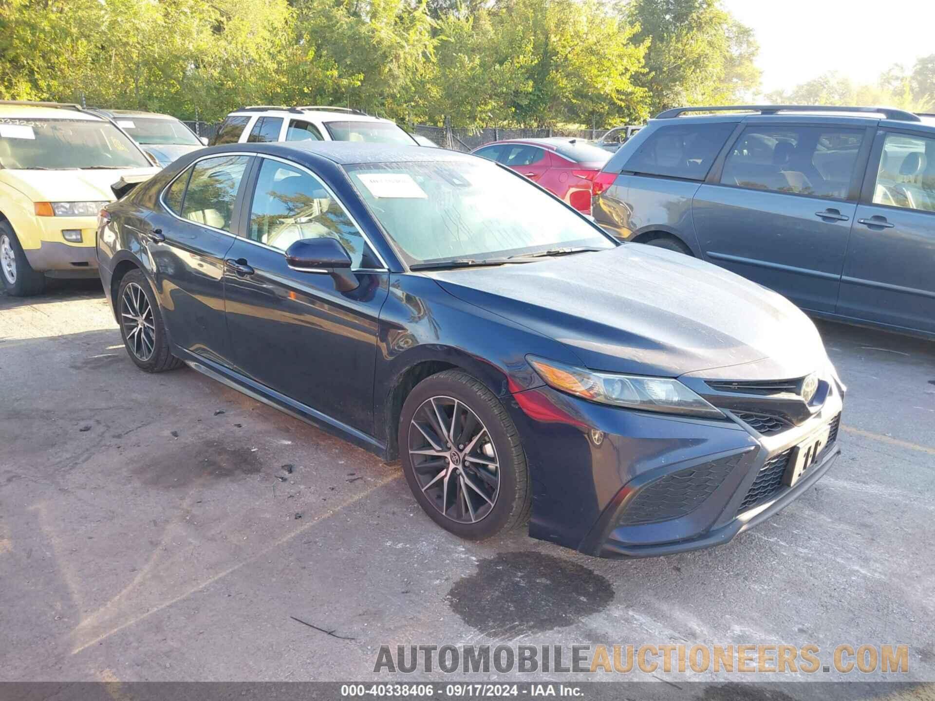 4T1G11AKXNU696914 TOYOTA CAMRY 2022