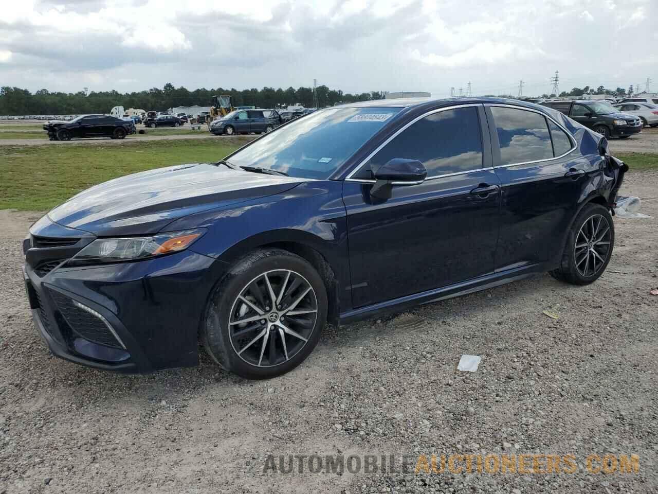 4T1G11AKXNU702128 TOYOTA CAMRY 2022