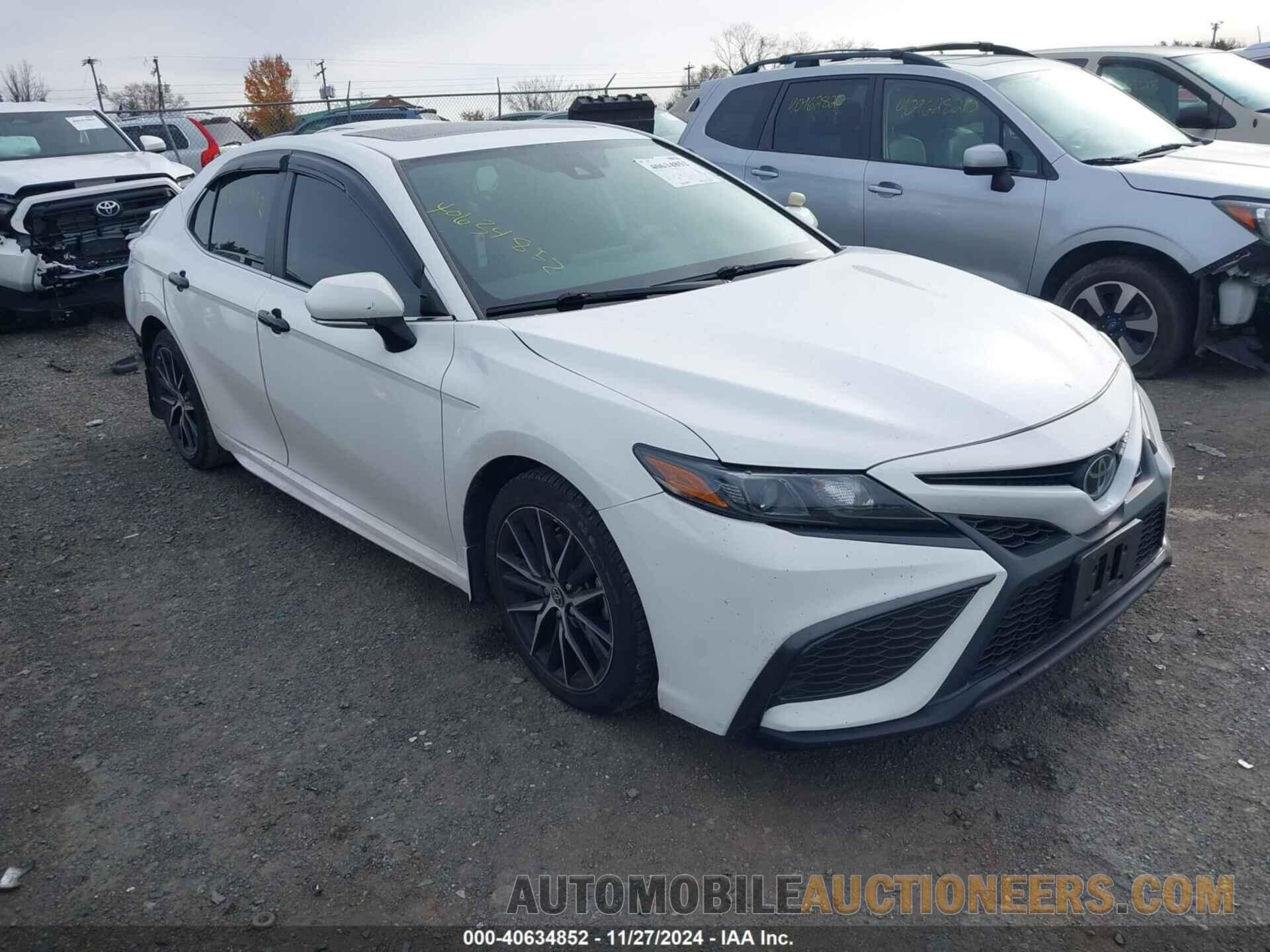 4T1G11AKXNU709421 TOYOTA CAMRY 2022