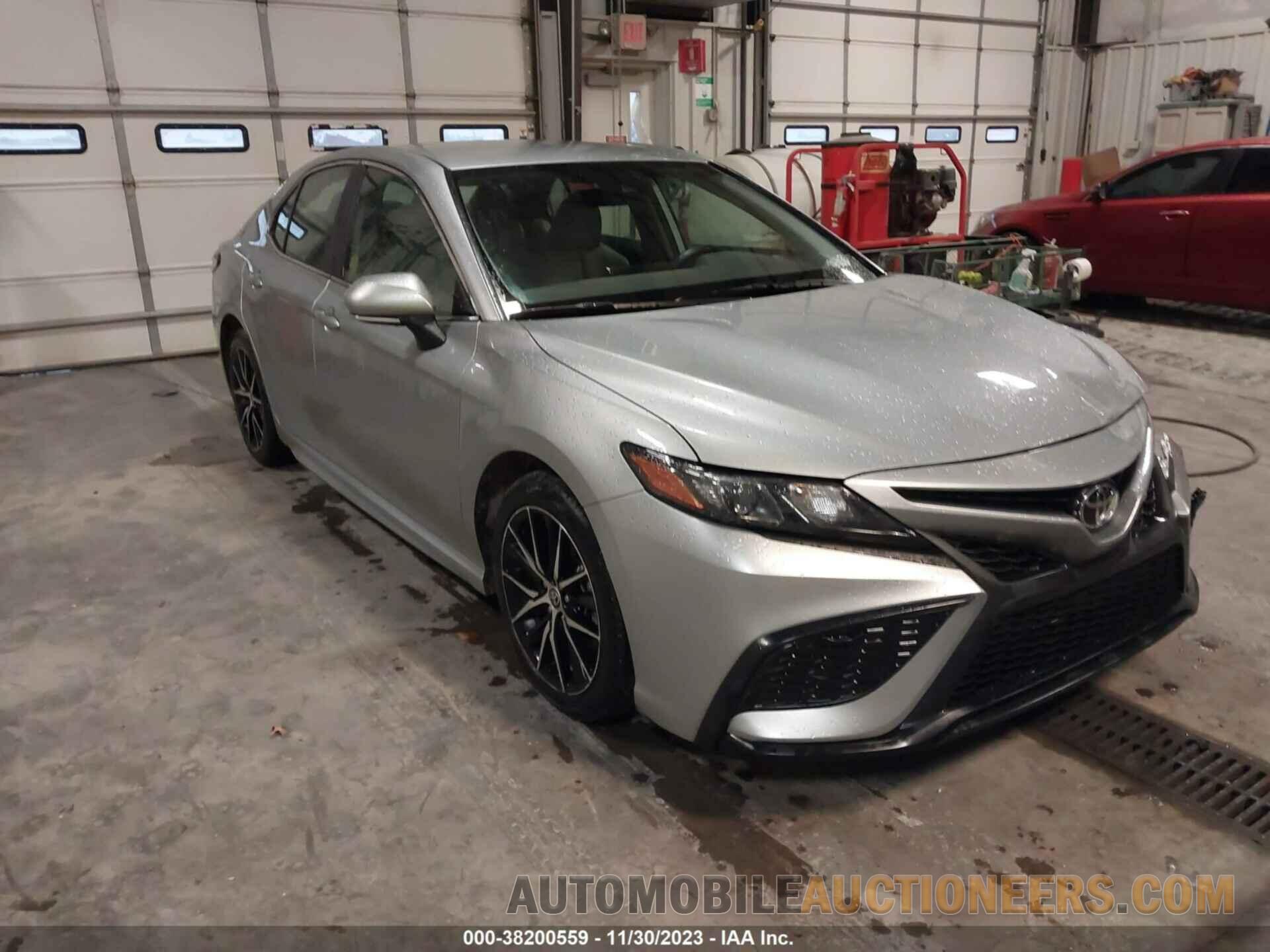 4T1G11AKXNU713839 TOYOTA CAMRY 2022