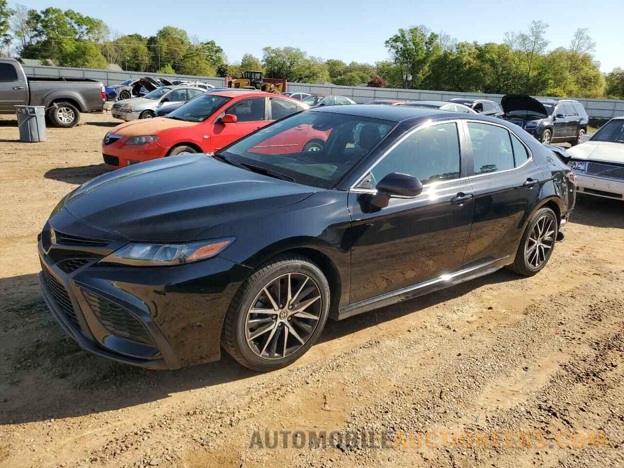 4T1G11AKXNU715008 TOYOTA CAMRY 2022