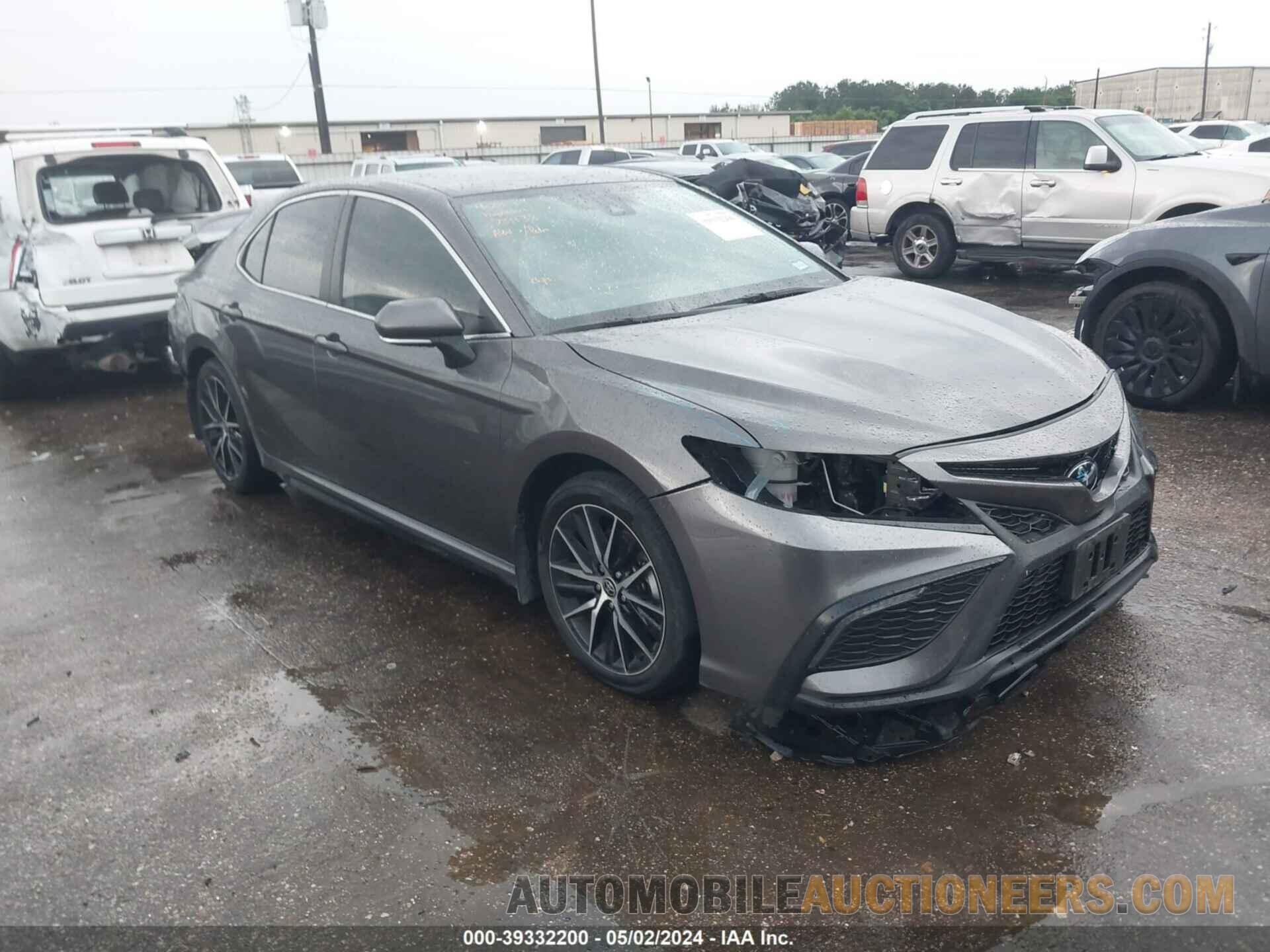 4T1G11AKXNU716059 TOYOTA CAMRY 2022