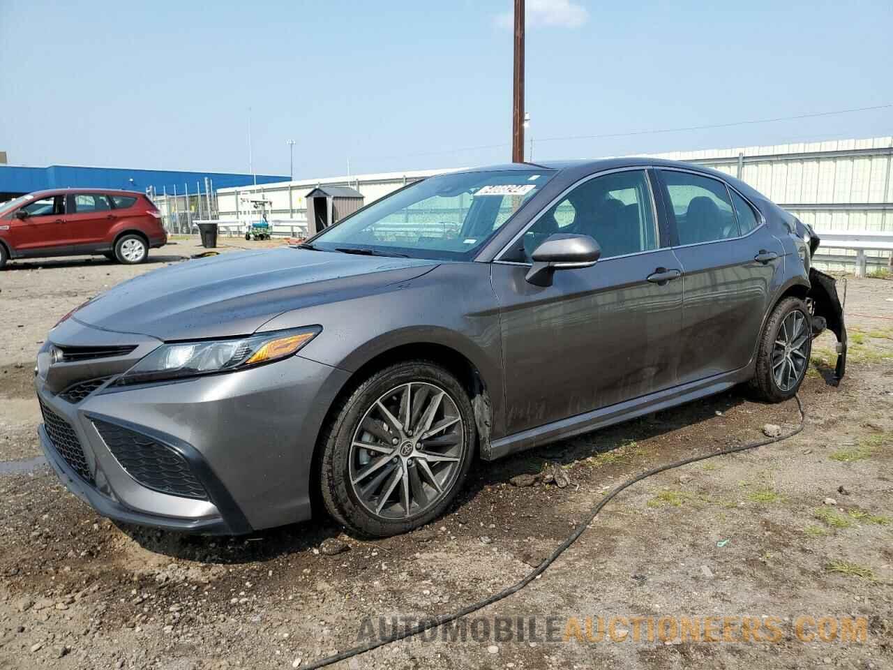 4T1G11AKXNU716868 TOYOTA CAMRY 2022